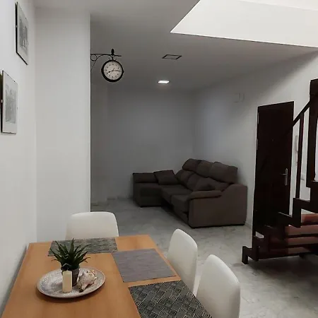 Homestay Karmo *
